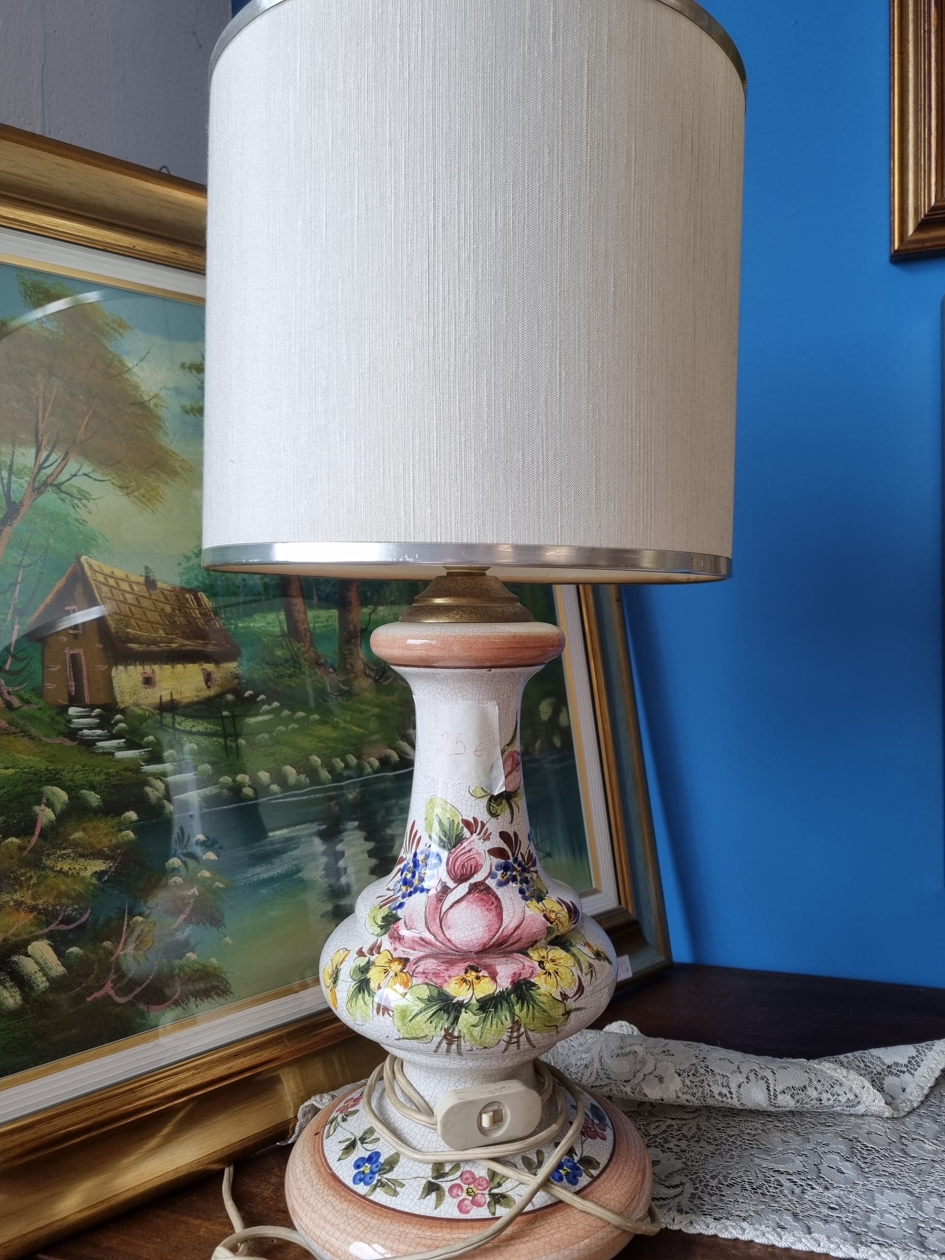 Lampada da tavolo in ceramica dipinta — Illuminazione usato a Vicenza, Mercatino di Daria (foto 1)