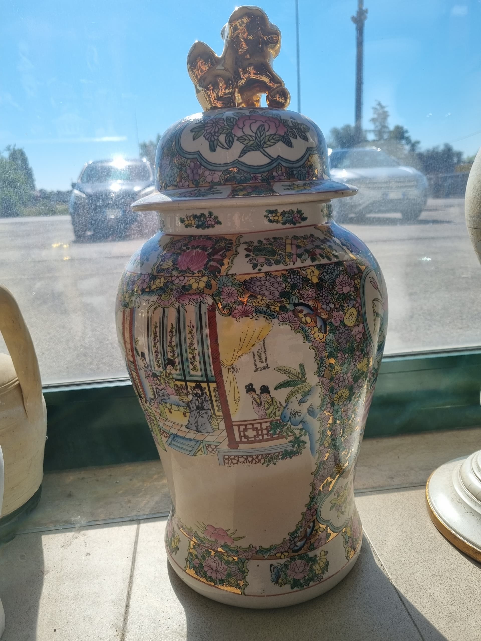 Vaso cinese con coperchio — Oggettistica usato a Vicenza, Mercatino di Daria (foto 1)