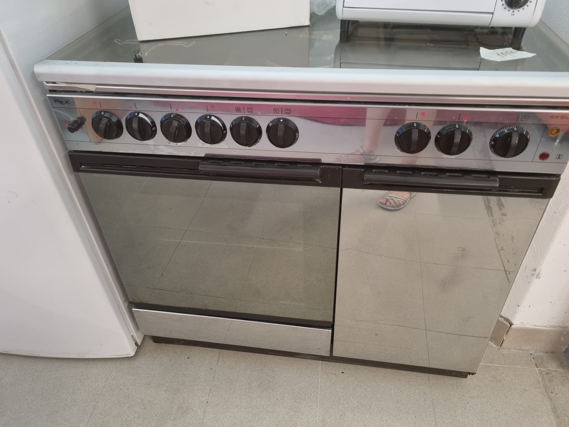Cucina freestanding in acciaio — Cottura usato a Vicenza, Mercatino di Daria (foto 1)