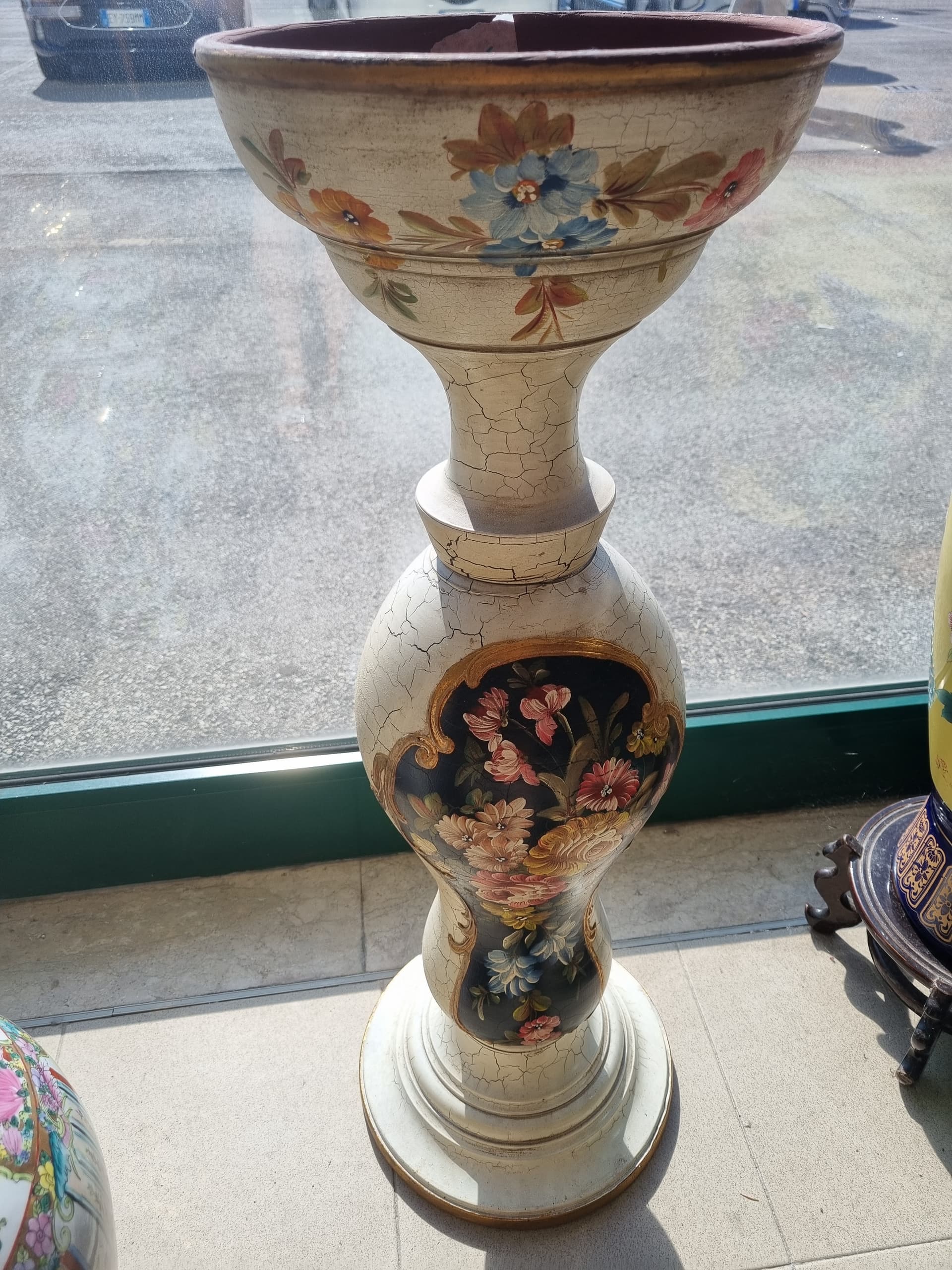Portavaso decorativo in ceramica — Oggettistica usato a Vicenza, Mercatino di Daria (foto 1)